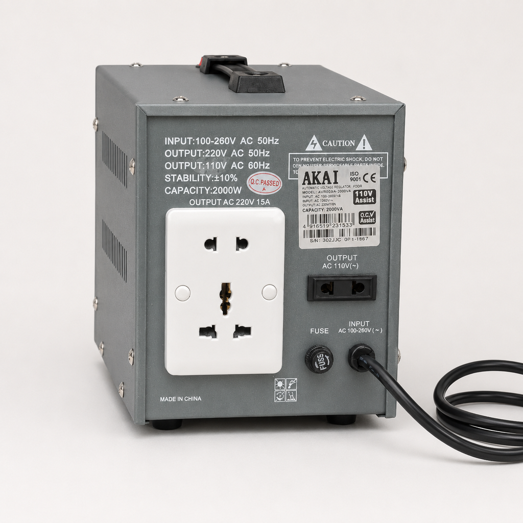 Stabilisateur automatique AKAI 2000 VA – Double affichage numérique